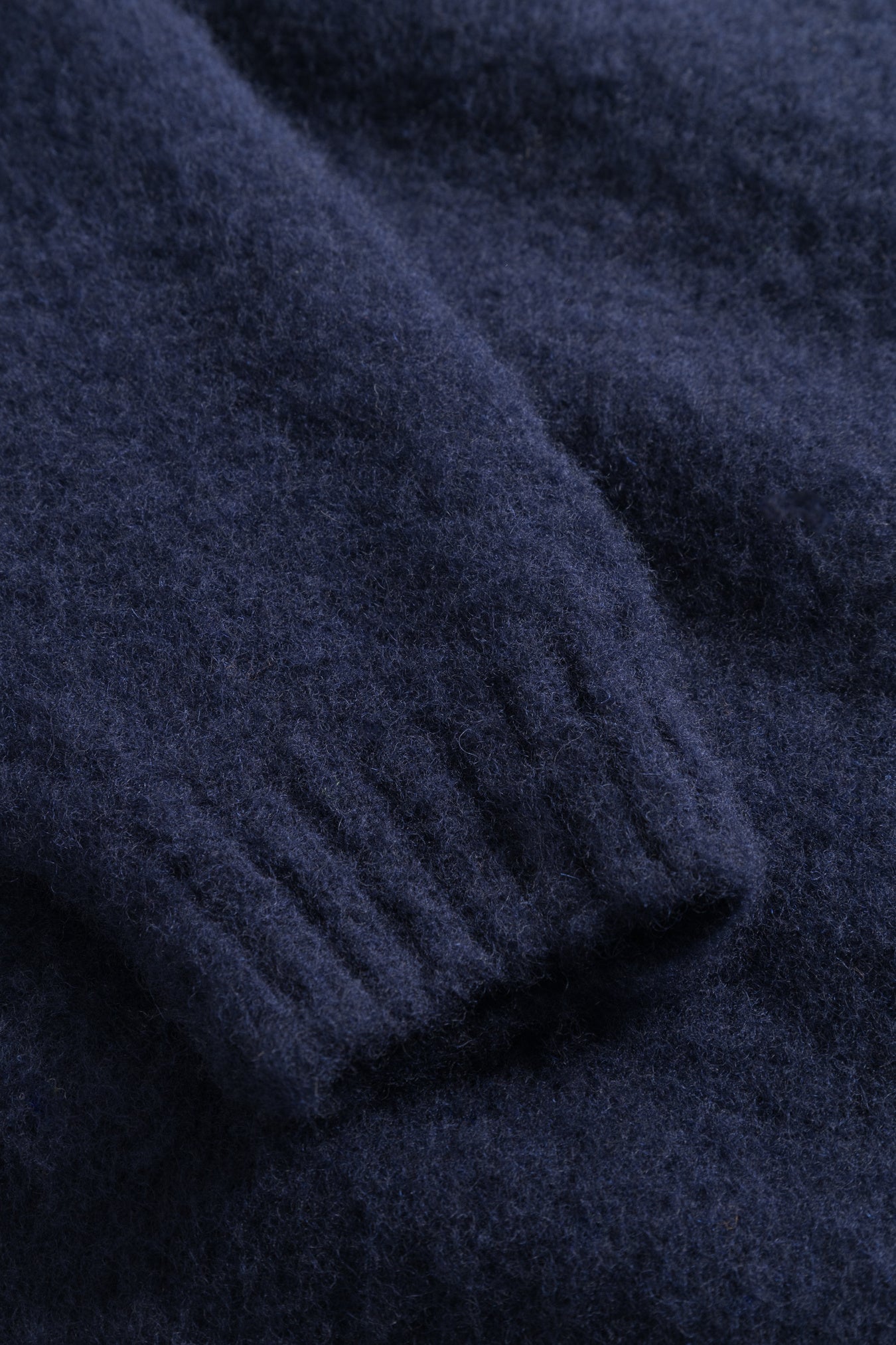 Birnir Brushed Lambswool - Dark Navy