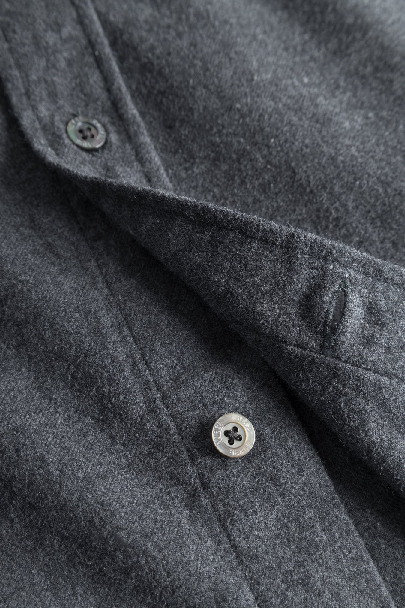 Osvald Organic Flannel Shirt - Charcoal Melange