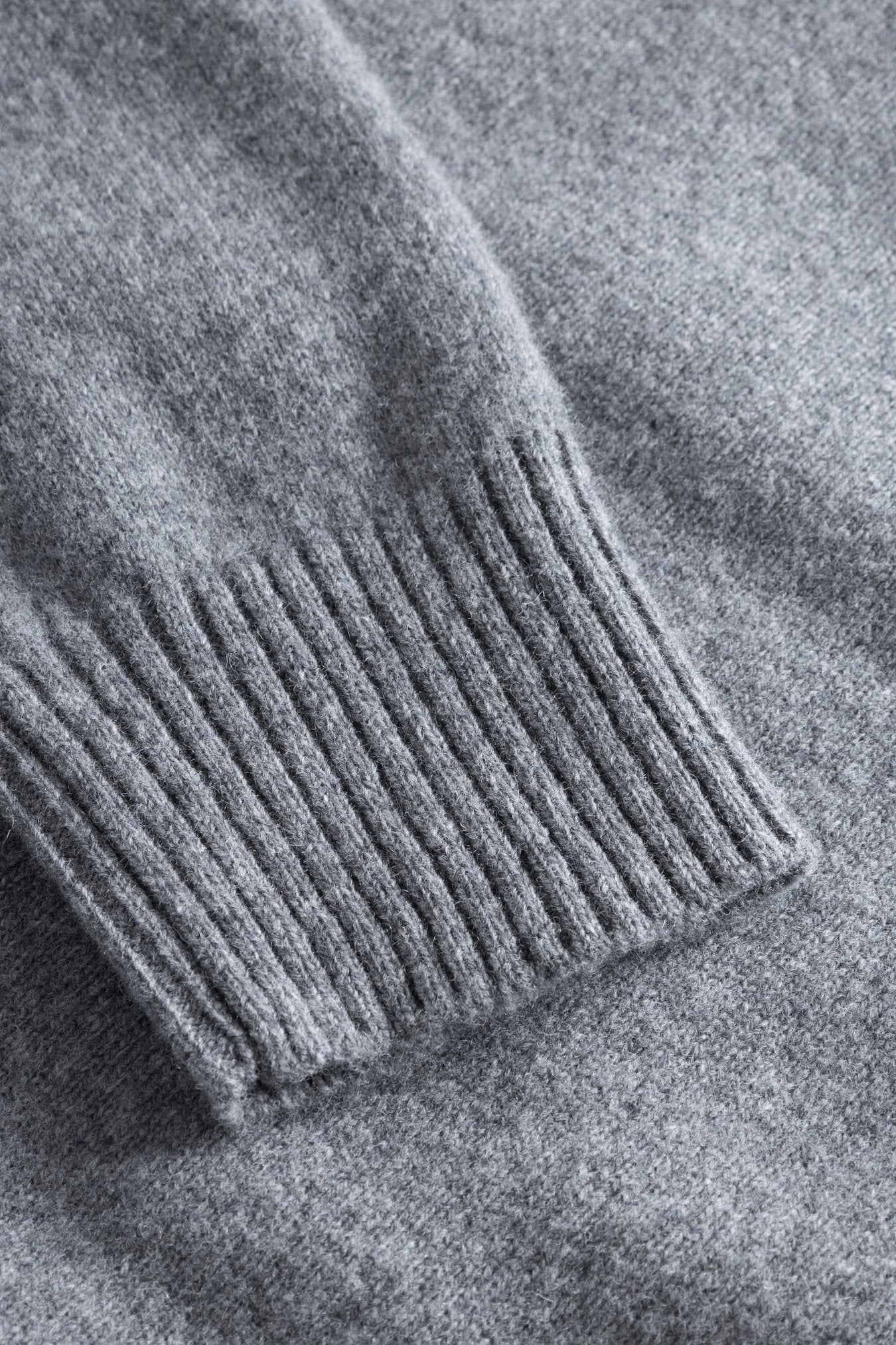 Norse Standard Merino Lambswool Sweater - Grey Melange